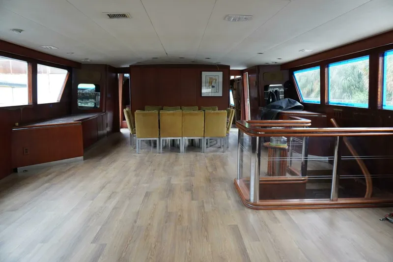 Slide: The Image of Broward 100 1984 - 5110968