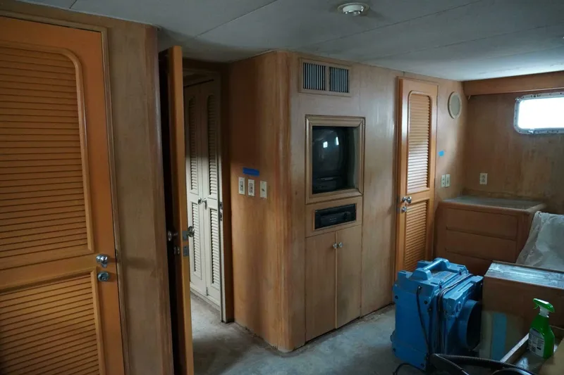 Slide: The Image of Broward 100 1984 - 5110970