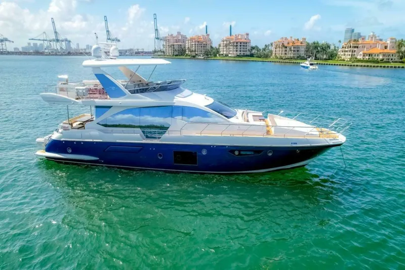 Slide: The Image of Azimut 72 FLY 2016 - 5110975