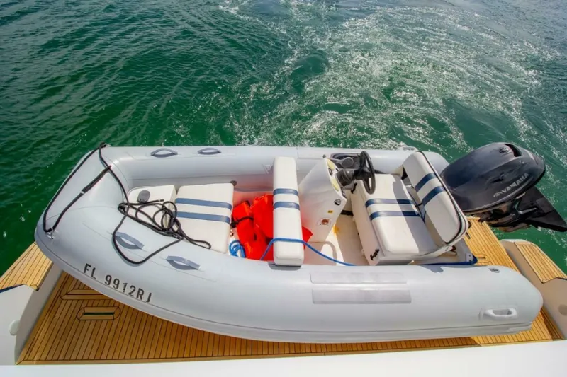 Slide: The Image of Azimut 72 FLY 2016 - 5111006