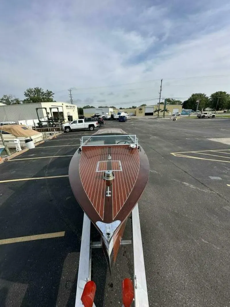 Slide: The Image of Chris-Craft Custom Runabout 1930 - 5112607
