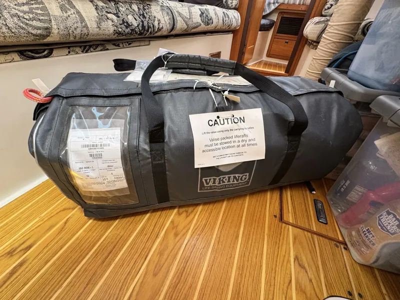 Slide: The Image of Catalina 400 MKII 2001 - 5488058