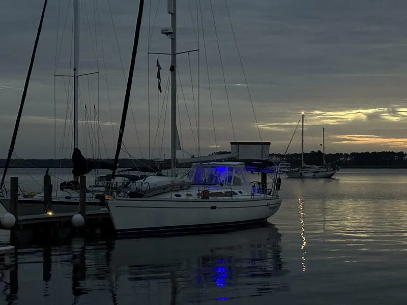 Slide: The Image of Catalina 400 MKII 2001 - 5492896