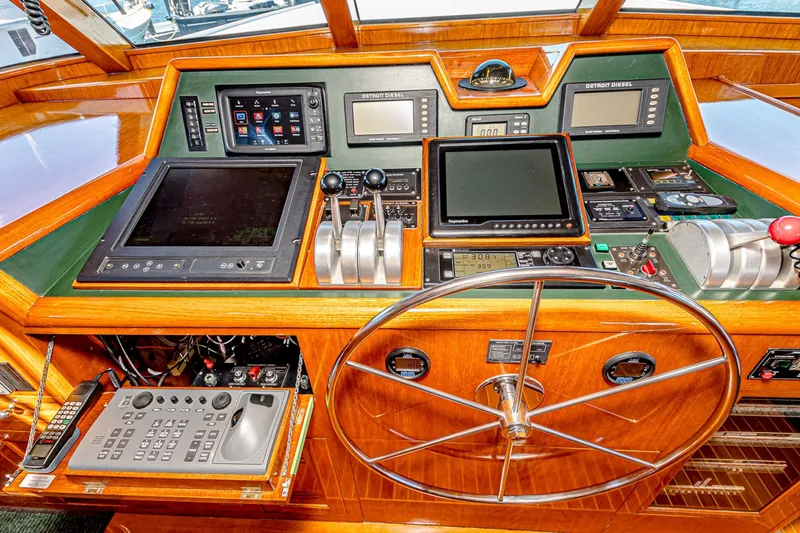 Slide: The Image of Burger 91 1983 - 6009047