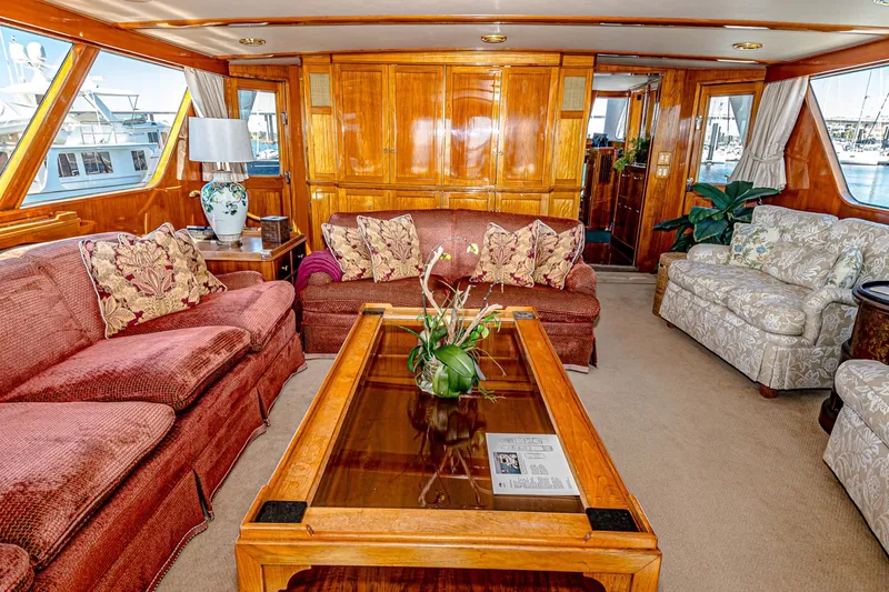 Slide: The Image of Burger 91 1983 - 6009039