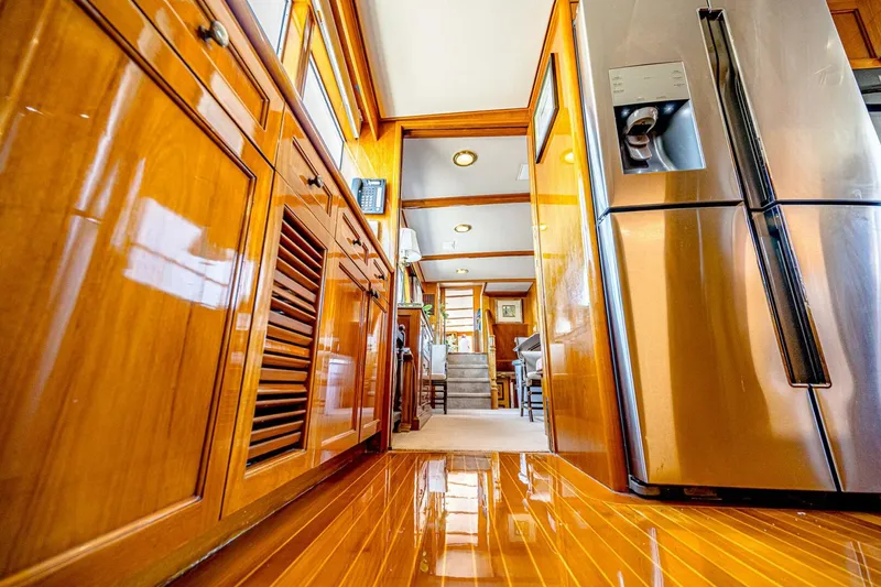 Slide: The Image of Burger 91 1984 - 5122428