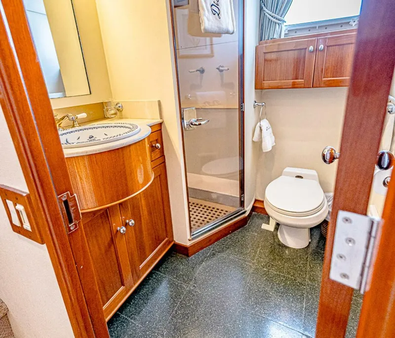 Slide: The Image of Burger 91 1984 - 5122460