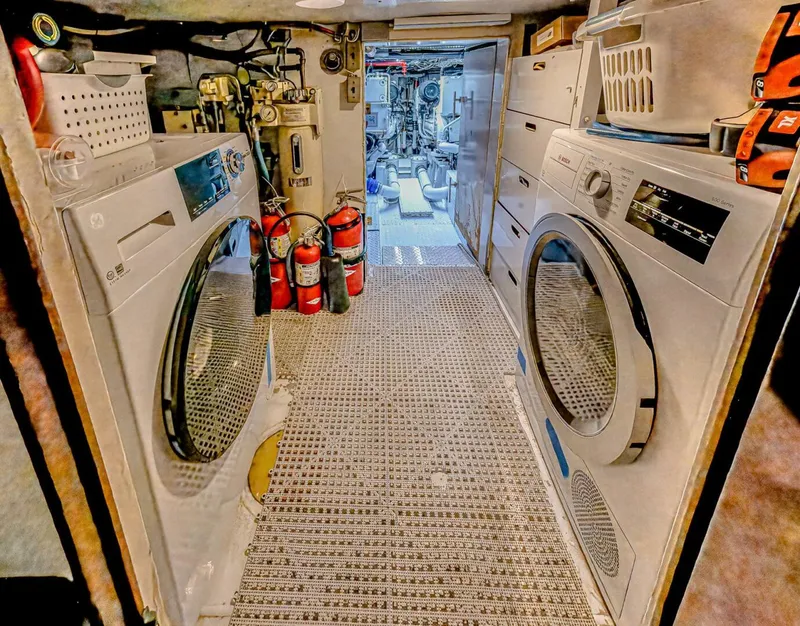 Slide: The Image of Burger 91 1984 - 5122480