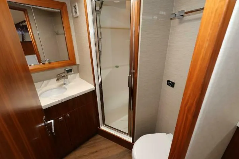 Slide: The Image of Hatteras 45 Express Sportfish 2018 - 5117056