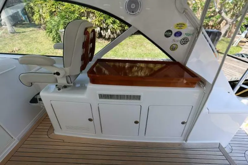 Slide: The Image of Hatteras 45 Express Sportfish 2018 - 5117077