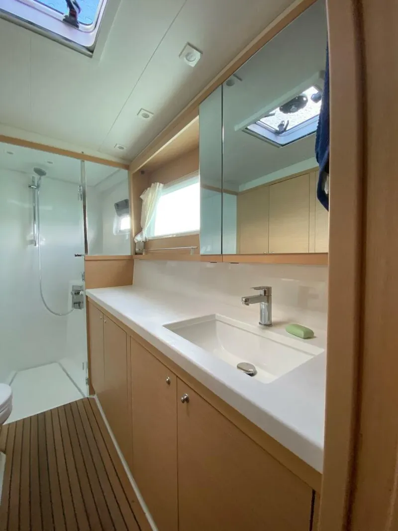 Slide: The Image of Lagoon 450S 2020 - 5117811