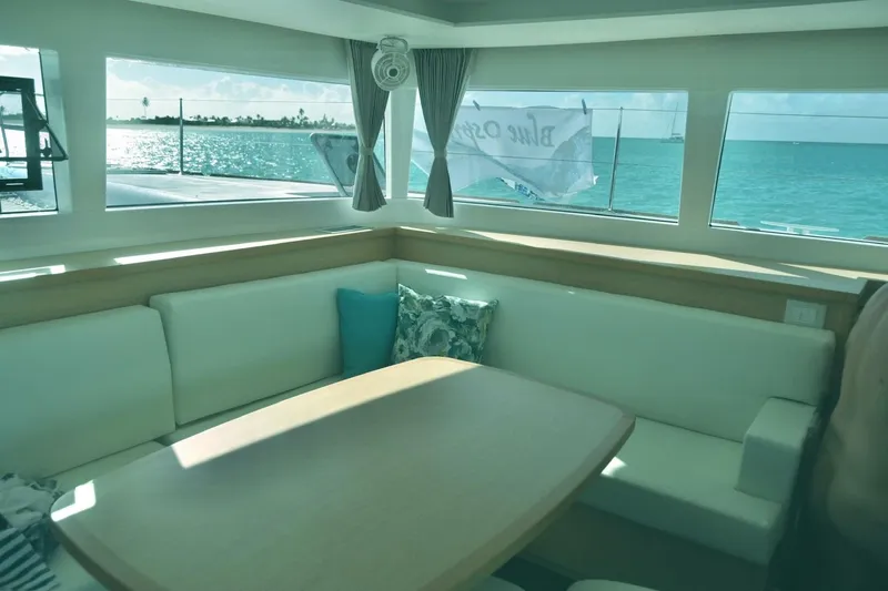 Slide: The Image of Lagoon 450S 2020 - 5117808