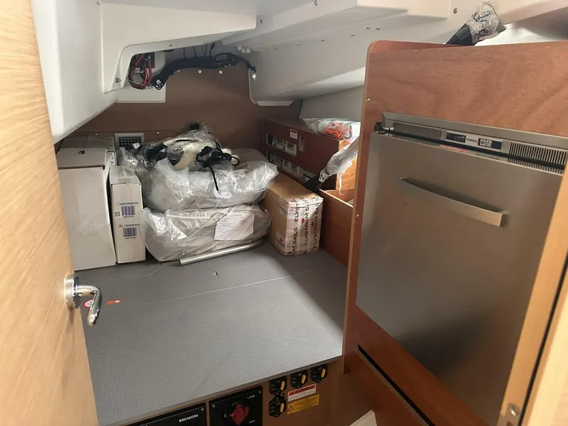 Slide: The Image of Jeanneau Sun Odyssey 440 2025 - 5726106