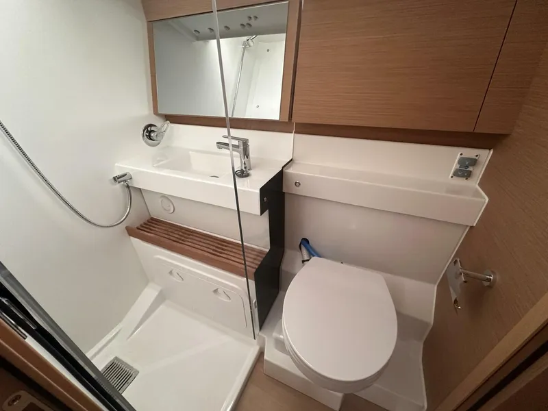 Slide: The Image of Jeanneau Sun Odyssey 440 2025 - 5726110