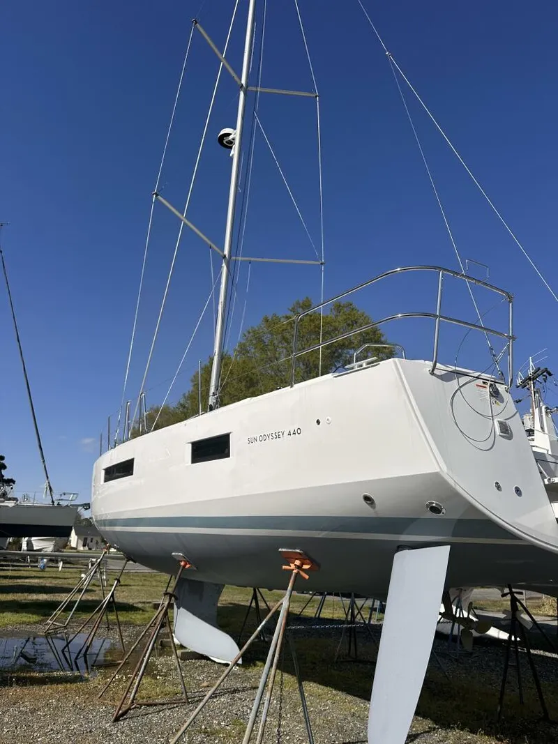 Slide: The Image of Jeanneau Sun Odyssey 440 2025 - 5197242