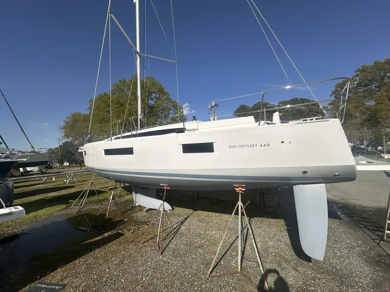 Slide: The Image of Jeanneau Sun Odyssey 440 2025 - 5197245
