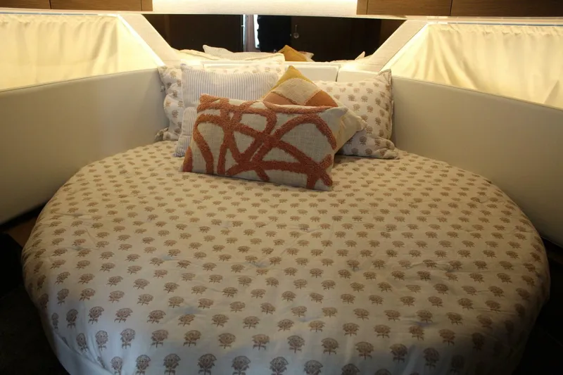 Slide: The Image of Jeanneau NC 1095 Fly Jeanneau NC 1095 Fly Owners Cabin - 5124554