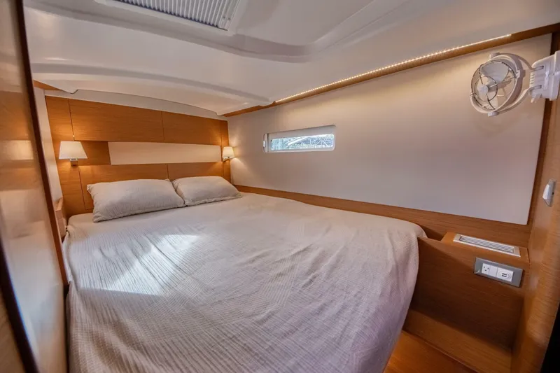 Slide: The Image of Jeanneau Sun Odyssey 410 2023 - 5911984