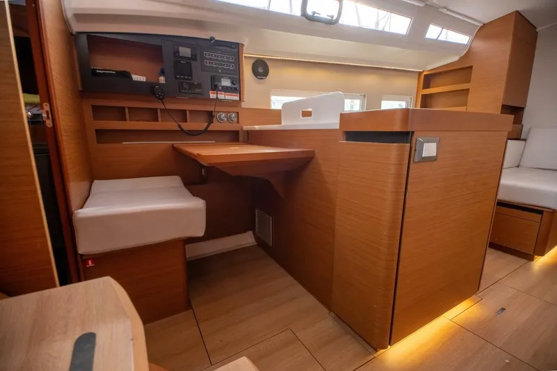 Slide: The Image of Jeanneau Sun Odyssey 410 2023 - 5912019