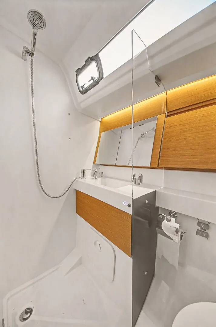 Slide: The Image of Jeanneau Sun Odyssey 410 2023 - 5912037