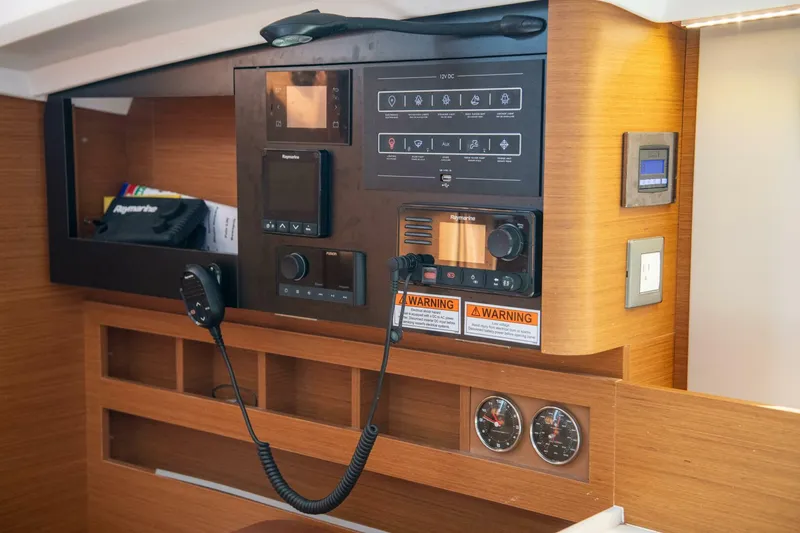 Slide: The Image of Jeanneau Sun Odyssey 410 2023 - 5912042