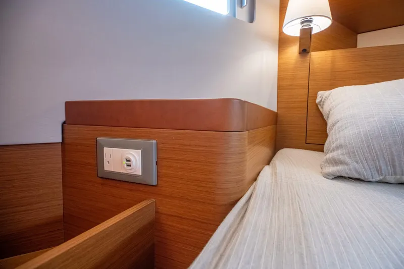 Slide: The Image of Jeanneau Sun Odyssey 410 2023 - 5912045