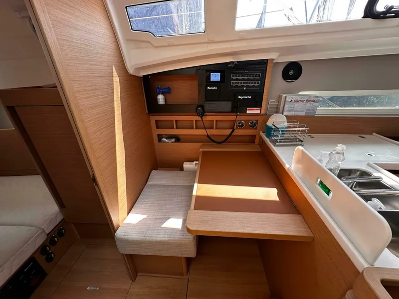 Slide: The Image of Jeanneau Sun Odyssey 410 2021 - 5124079