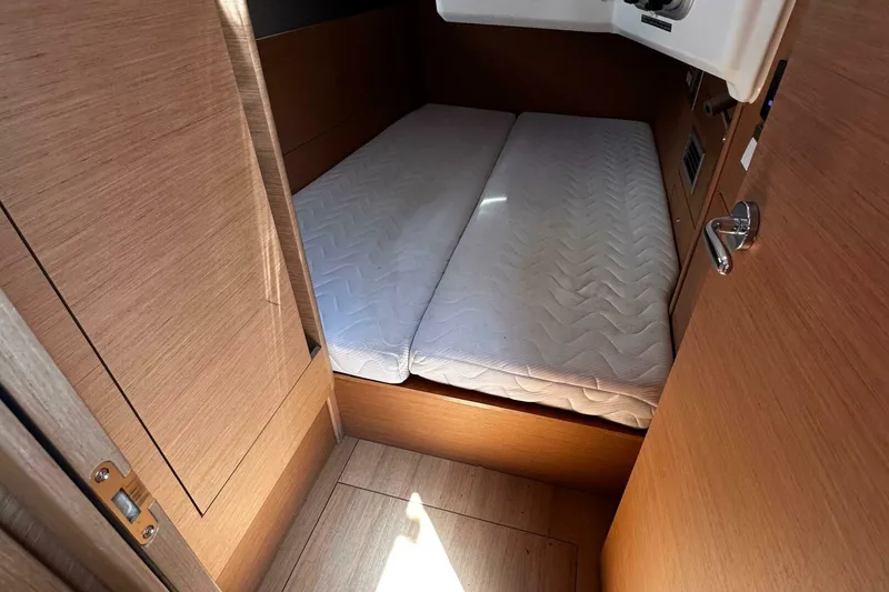 Slide: The Image of Jeanneau Sun Odyssey 410 2021 - 5124111