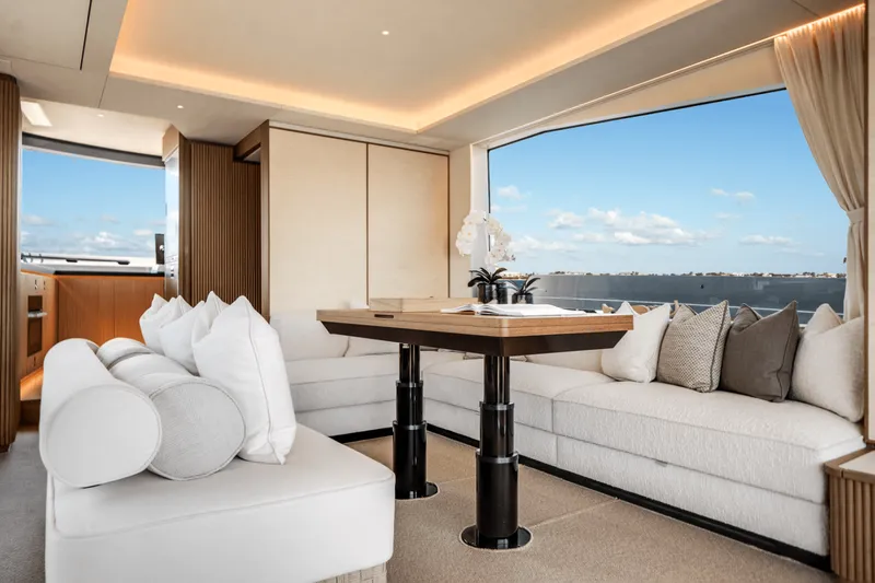 Slide: The Image of Azimut Seadeck 7 2025 - 5289391