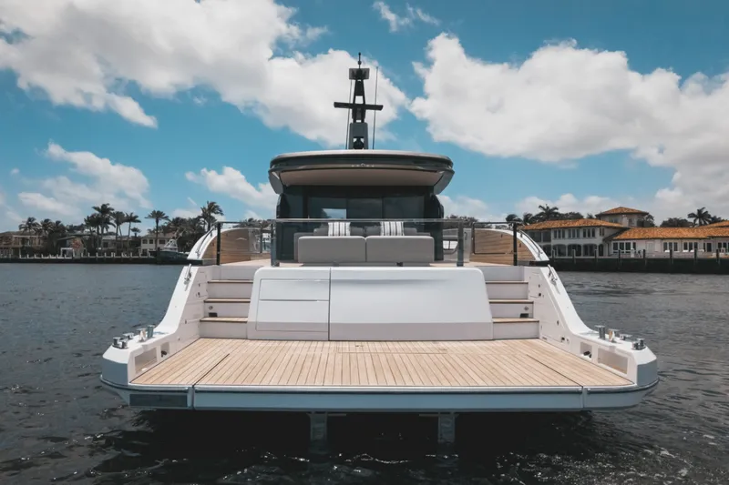 Slide: The Image of Azimut Seadeck 7 2025 - 5289454