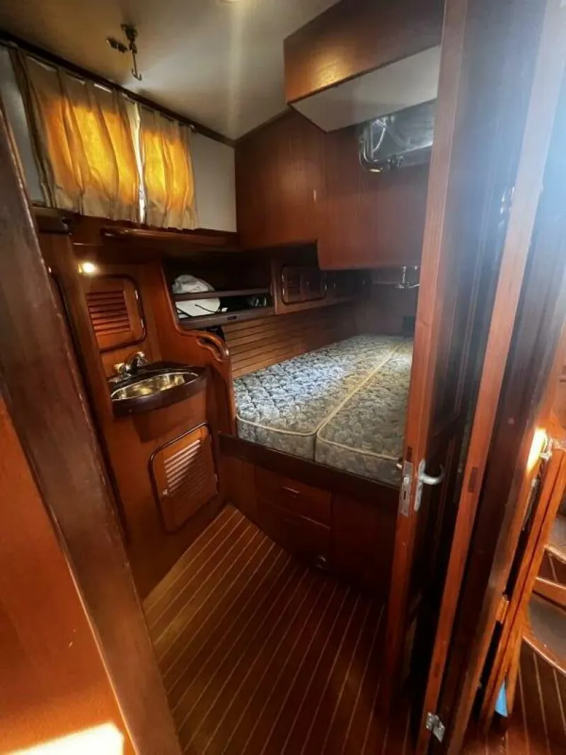 Slide: The Image of Passport 470 2000 - 5115442