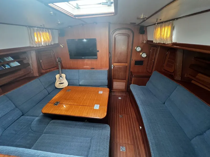 Slide: The Image of Passport 470 2000 - 5115425