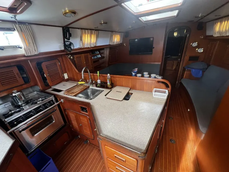 Slide: The Image of Passport 470 2000 - 5115429