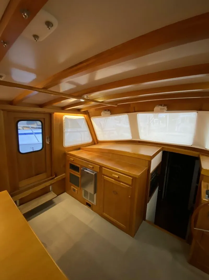 Slide: The Image of Jarvis Newman Lyman Morse Lobster style Cruiser with Aft Cabin 1988 - 5117293