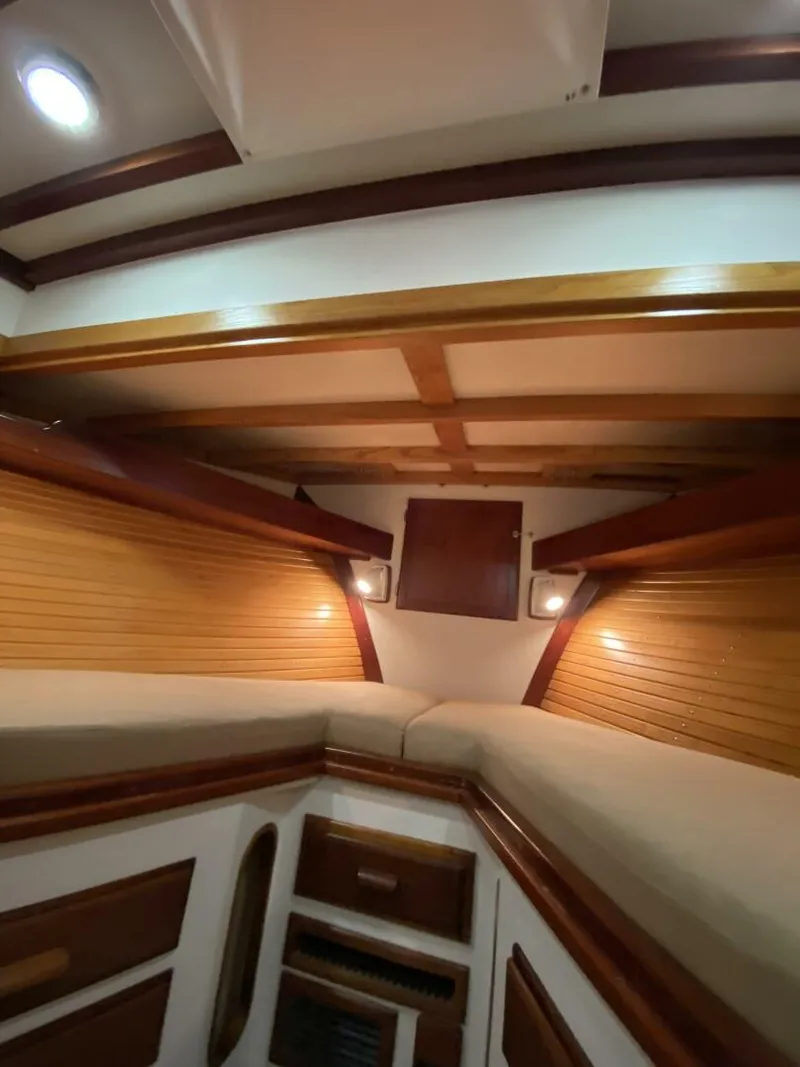 Slide: The Image of Jarvis Newman Lyman Morse Lobster style Cruiser with Aft Cabin 1988 - 5117261