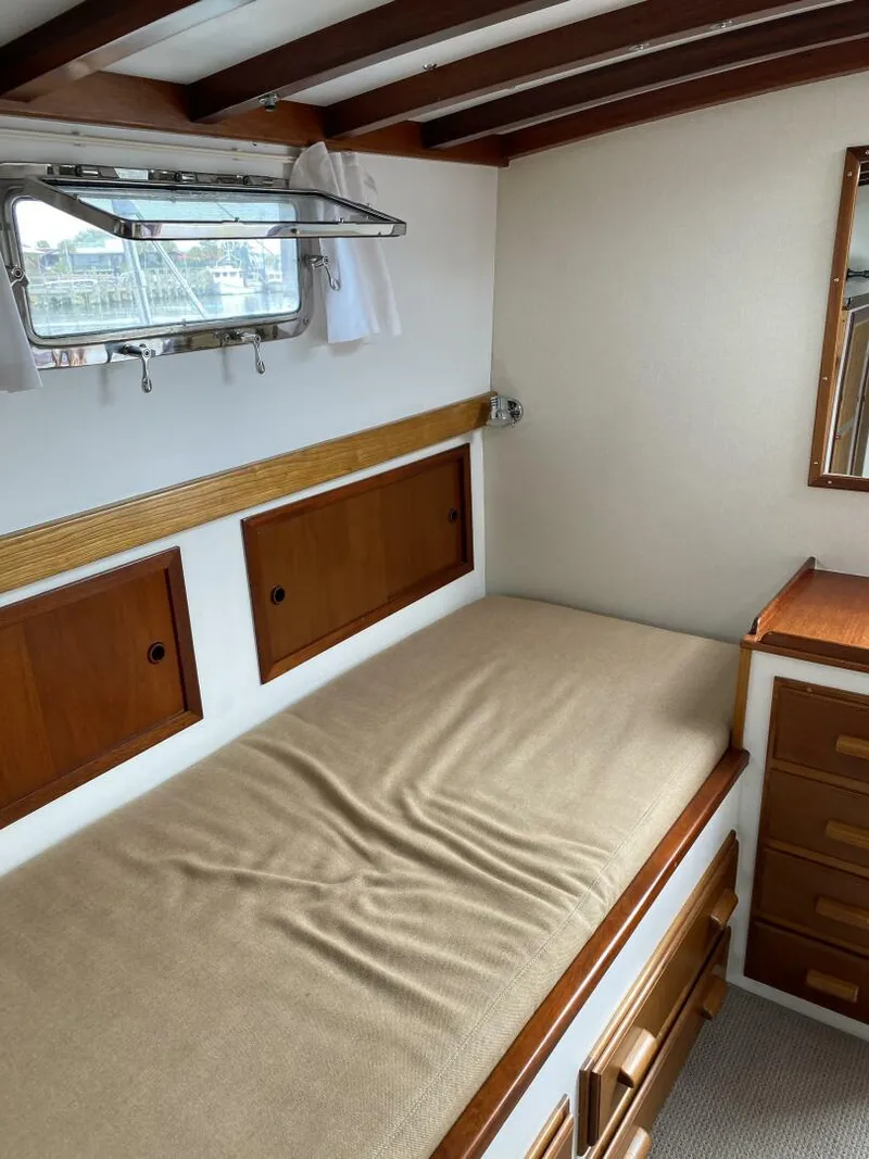 Slide: The Image of Jarvis Newman Lyman Morse Lobster style Cruiser with Aft Cabin 1988 - 5117339