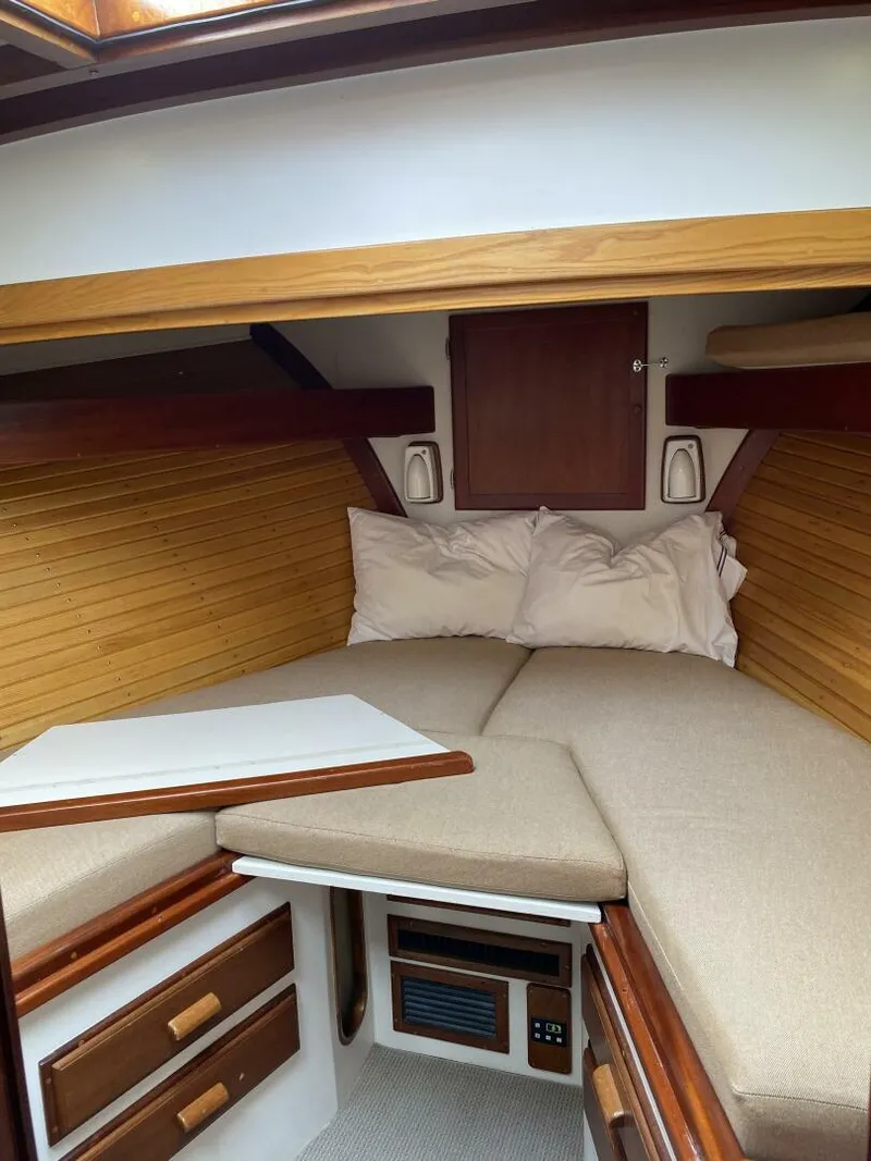 Slide: The Image of Jarvis Newman Lyman Morse Lobster style Cruiser with Aft Cabin 1988 - 5117355