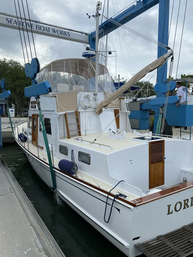 Slide: The Image of Jarvis Newman Lyman Morse Lobster style Cruiser with Aft Cabin 1988 - 5117401