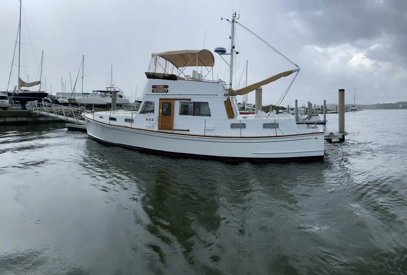 Slide: The Image of Jarvis Newman Lyman Morse Lobster style Cruiser with Aft Cabin 1988 - 5430071
