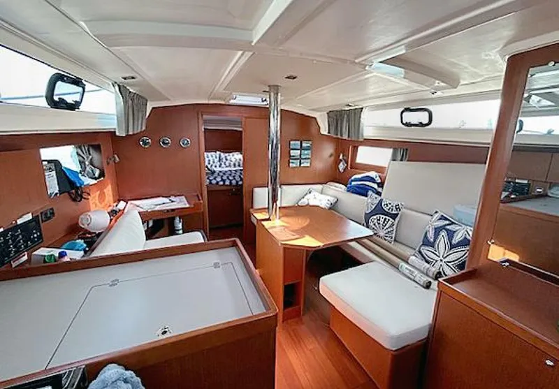 Slide: The Image of Beneteau 41.1 2021 - 5117713