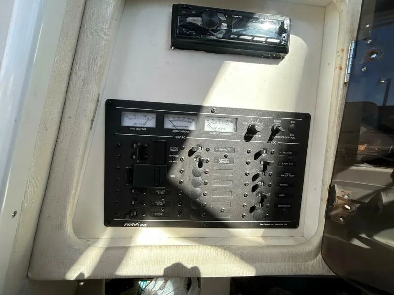 Slide: The Image of Pro-Line 2810 Walkaround 1997 - 5117684