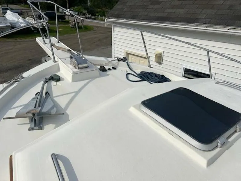 Slide: The Image of Blue Seas Flybridge Cruiser 1989 - 5118131