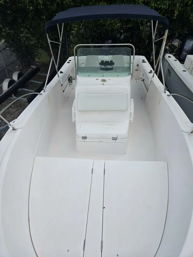 Slide: The Image of Trophy 2503 Center Console 1998 - 5118418