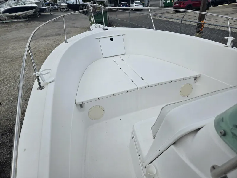 Slide: The Image of Trophy 2503 Center Console 1998 - 5118412