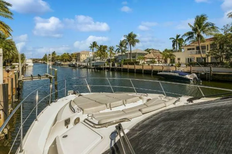 Slide: The Image of Sea Ray L590 Fly 2018 - 5118795