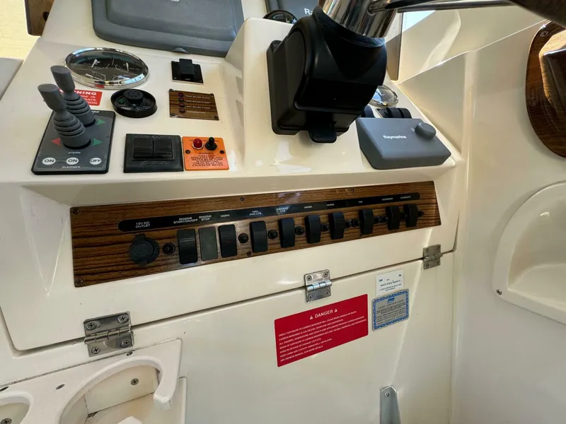 Slide: The Image of Mainship 30 Rum Runner REDUCED FOR QUICK SALE 2005 - 5123732