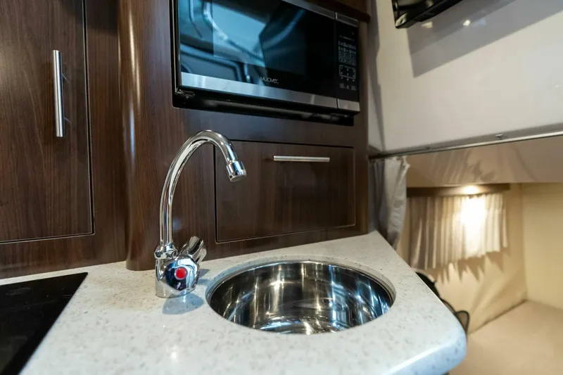 Slide: The Image of Regal 28 Express 2016 - 5119555