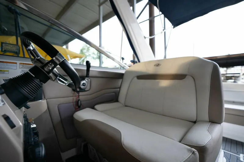 Slide: The Image of Regal 28 Express 2016 - 5119570