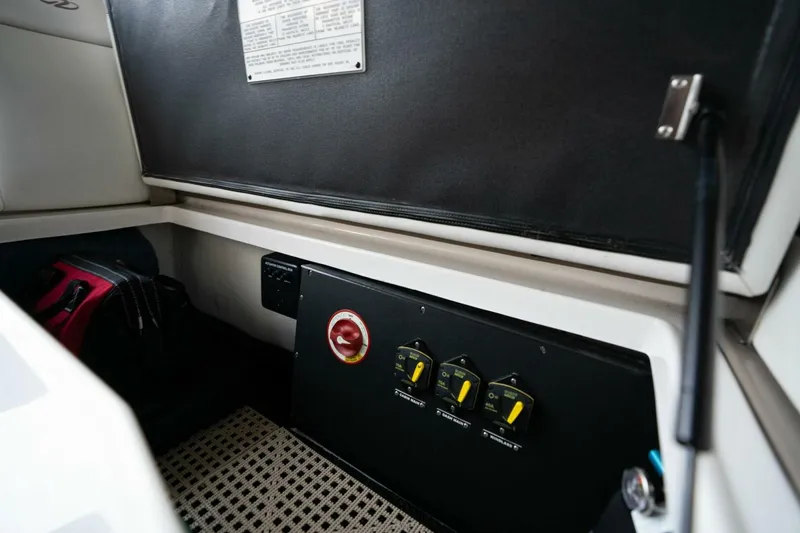 Slide: The Image of Regal 28 Express 2016 - 5119575