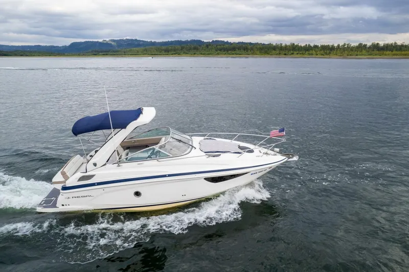 Slide: The Image of Regal 28 Express 2016 - 5119592